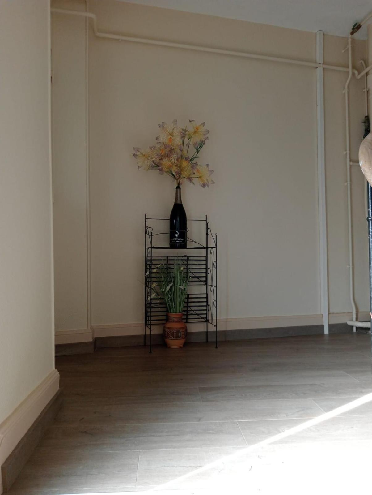 Apartamento Le Charme Des Berceaux Épernay Exterior foto